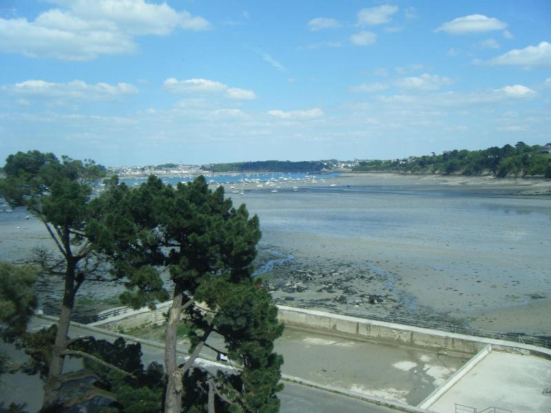Restaurant Hotel Didier Meril Dinard Bagian luar foto