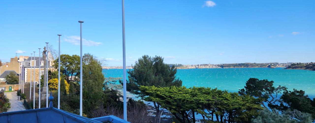 Restaurant Hotel Didier Meril Dinard Bagian luar foto