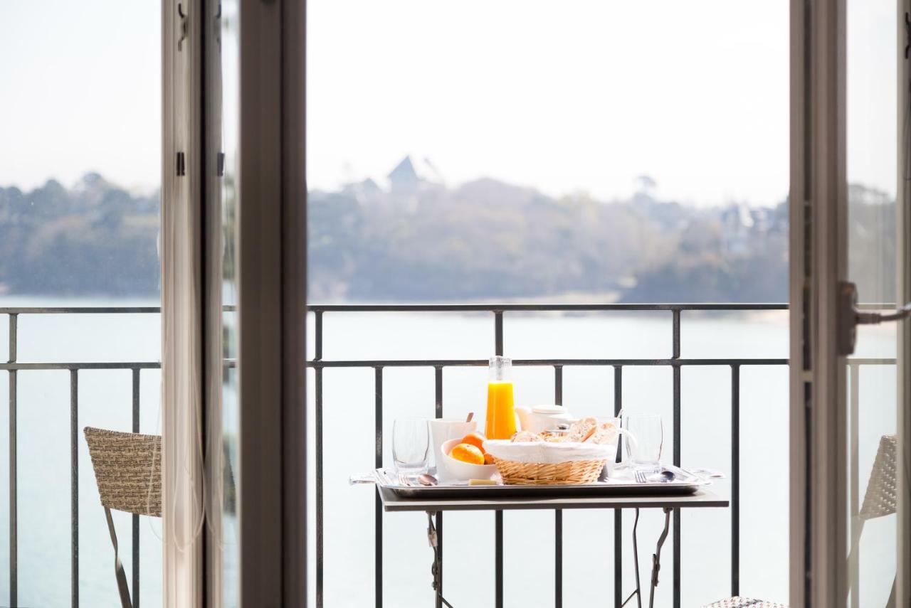 Restaurant Hotel Didier Meril Dinard Bagian luar foto